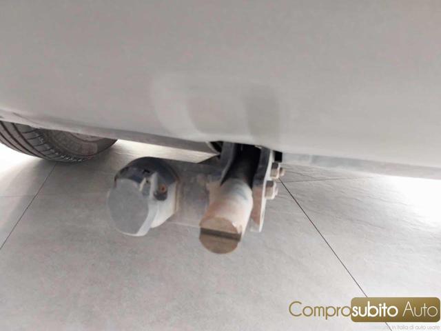 LAND ROVER Discovery Sport usata 31
