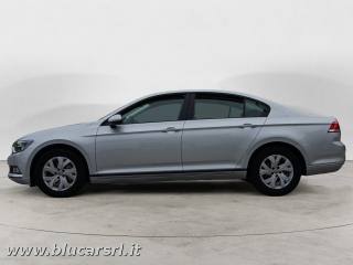 VOLKSWAGEN Passat usata, con Airbag laterali