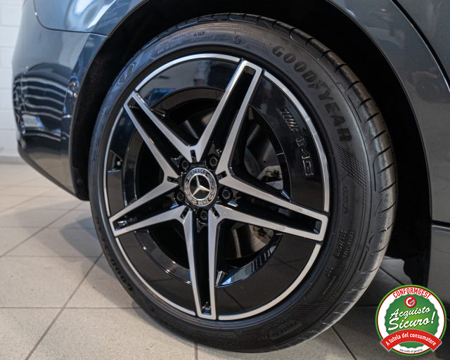 MERCEDES-BENZ C 300 usata, con Cerchi in lega