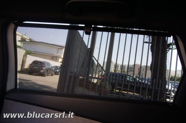 PEUGEOT 5008 usata, con Telecamera per parcheggio assistito