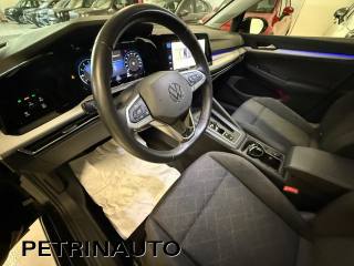 VOLKSWAGEN Golf usata, con USB