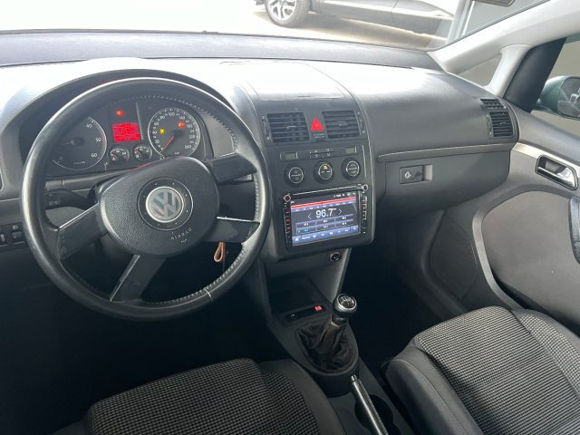VOLKSWAGEN Touran usata, con Boardcomputer