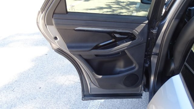 LAND ROVER Range Rover Evoque usata, con Climatizzatore automatico, 2 zone