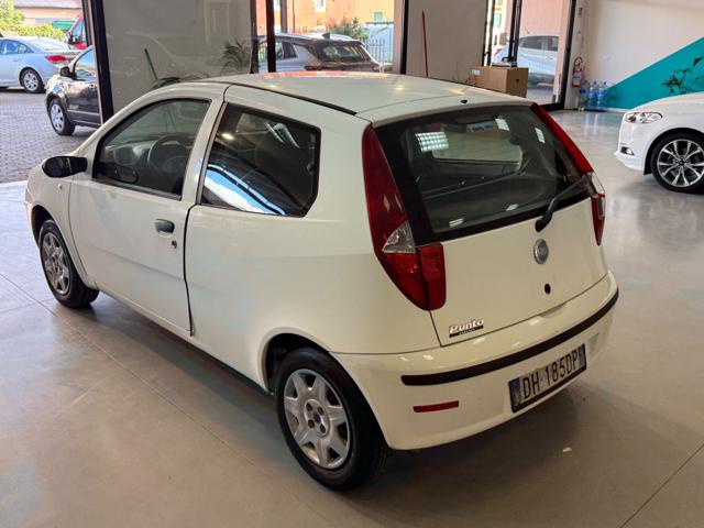 FIAT Punto usata, con Specchietti laterali elettrici