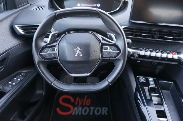 PEUGEOT 3008 usata, con Airbag testa