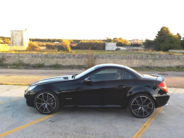 MERCEDES-BENZ SLK 200 usata, con Cruise Control