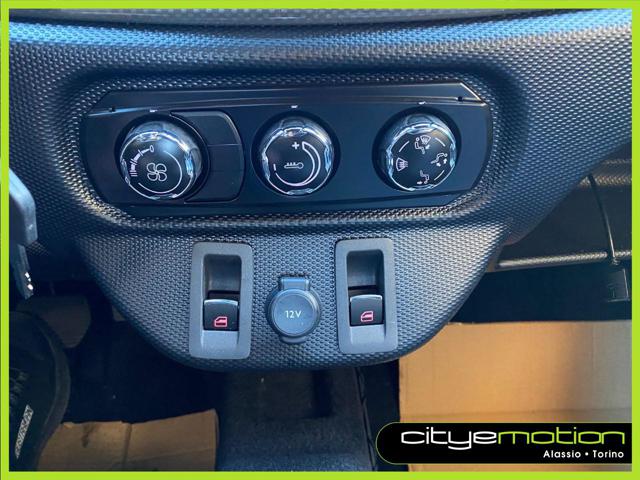 CHATENET CH 46 usata, con Telecamera per parcheggio assistito