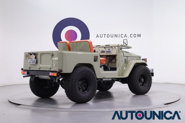 TOYOTA Land Cruiser usata 11