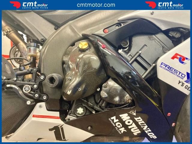 YAMAHA YZF R1 usata 13