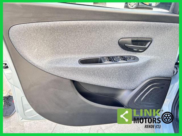 LANCIA Ypsilon usata, con Airbag testa