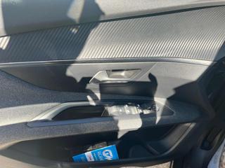 PEUGEOT 3008 usata, con Boardcomputer
