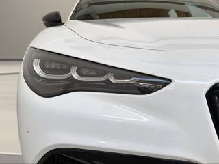 ALFA ROMEO Stelvio usata, con Fari LED