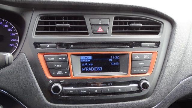 HYUNDAI i20 usata 86