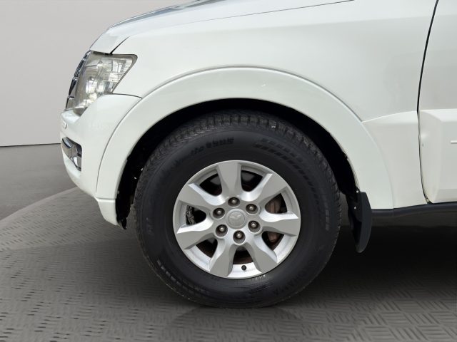 MITSUBISHI Pajero usata, con Sensori di parcheggio posteriori