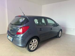 OPEL Corsa usata 17