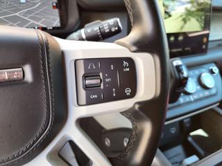 LAND ROVER Defender usata, con Fendinebbia
