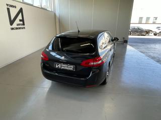 PEUGEOT 308 usata, con Boardcomputer