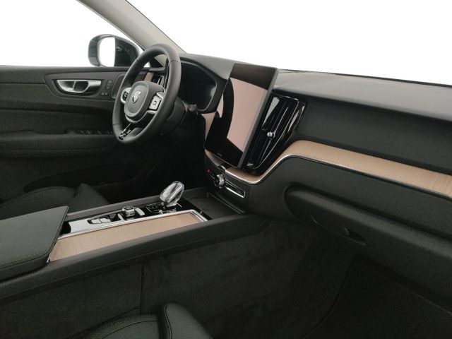 VOLVO XC60 usata, con Controllo trazione
