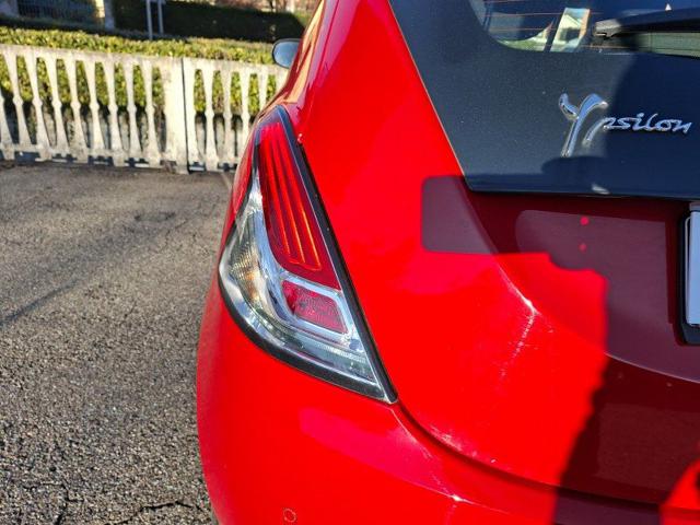 LANCIA Ypsilon usata, con MP3