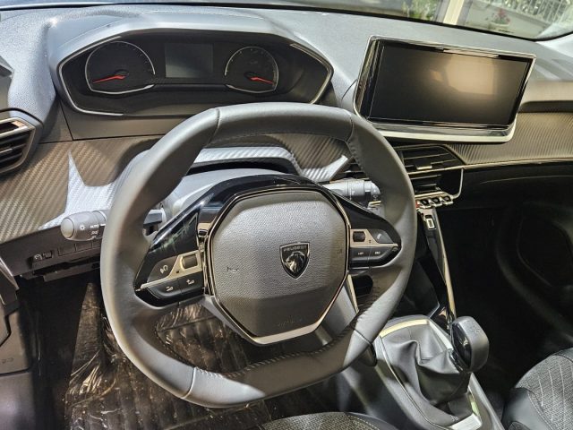 PEUGEOT 208 usata, con USB