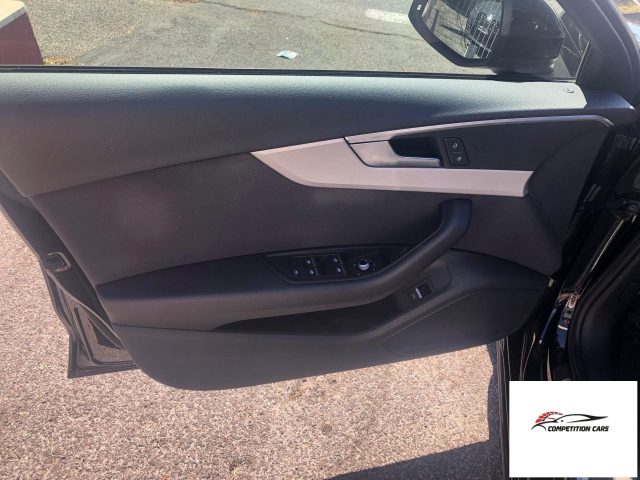 AUDI A4 usata, con Controllo trazione