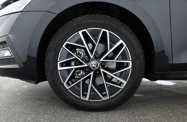 SKODA Octavia usata, con Autoradio