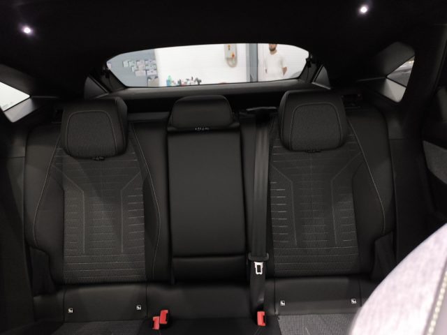 PEUGEOT 3008 usata, con Luci diurne LED