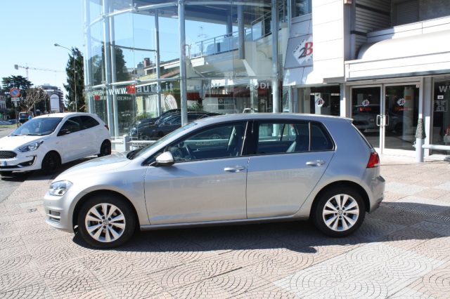 VOLKSWAGEN Golf usata, con Airbag