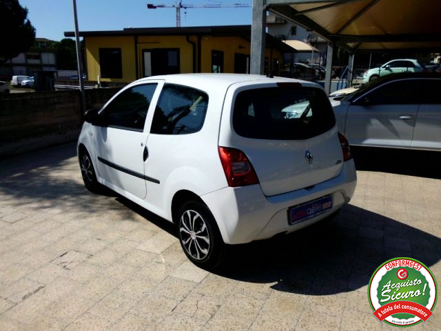 RENAULT Twingo usata, con Autoradio