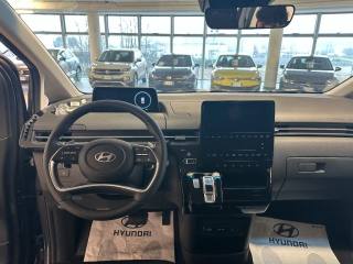 HYUNDAI Staria usata, con Climatizzatore