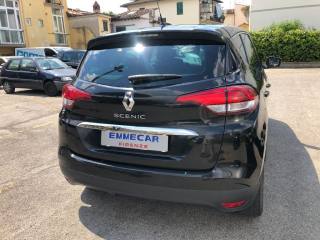 RENAULT Scenic usata, con Sensori di parcheggio posteriori