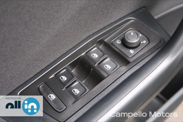 VOLKSWAGEN T-Roc usata 14