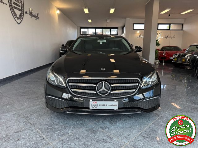 MERCEDES-BENZ E 200 usata, con Airbag laterali