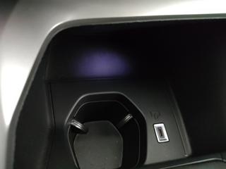 PEUGEOT 308 usata, con Sistema di navigazione