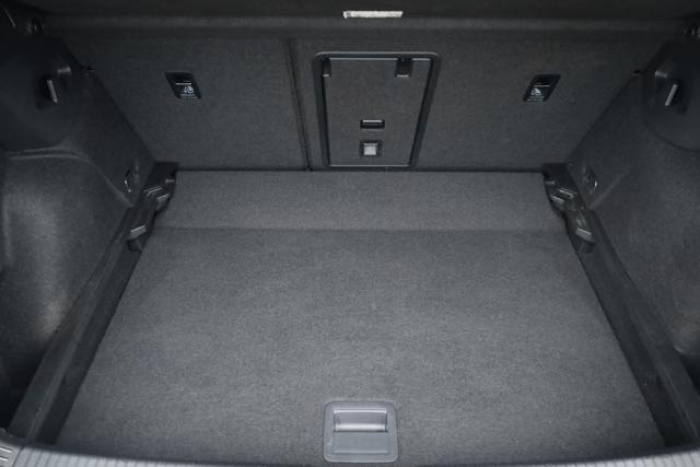 VOLKSWAGEN Golf usata, con Climatizzatore automatico, 2 zone