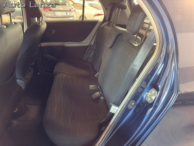 TOYOTA Yaris usata, con Chiusura centralizzata