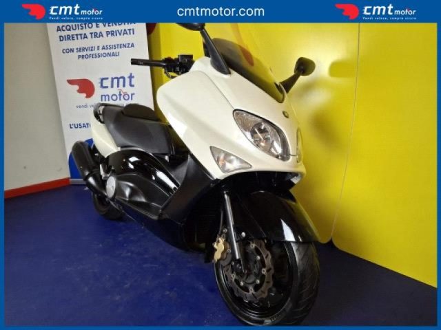 YAMAHA T-Max 500 usata 8