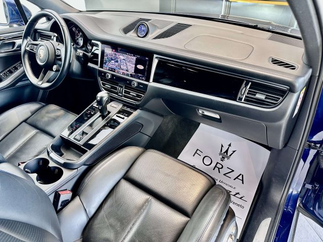 PORSCHE Macan usata, con Park Distance Control