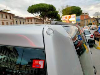 LAND ROVER Discovery usata, con Bracciolo