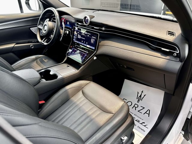 MASERATI Grecale usata, con Interni in pelle