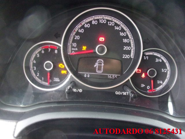 VOLKSWAGEN up! usata, con Specchietti laterali elettrici