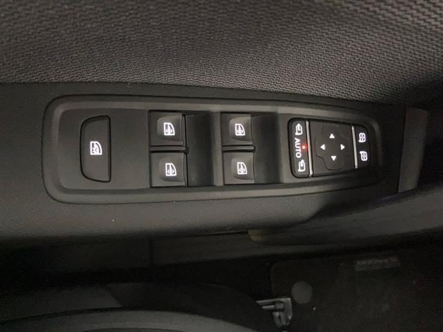 RENAULT Kangoo usata 23