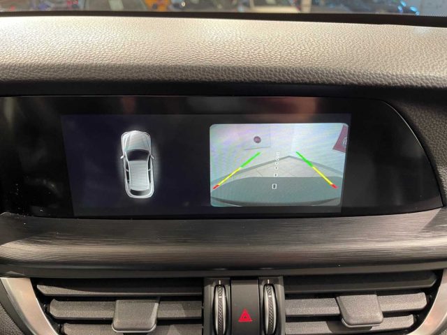 ALFA ROMEO Stelvio usata, con Specchietti laterali elettrici