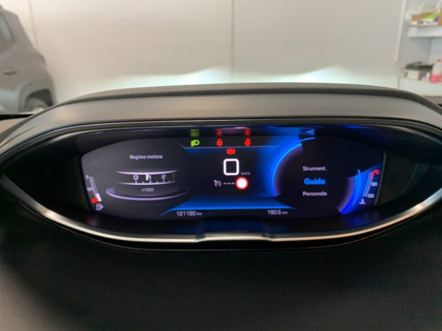 PEUGEOT 3008 usata, con Controllo vocale