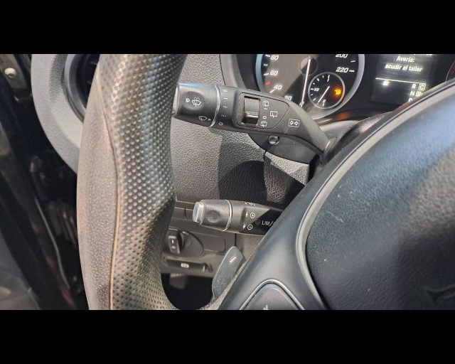 MERCEDES-BENZ Vito usata 11