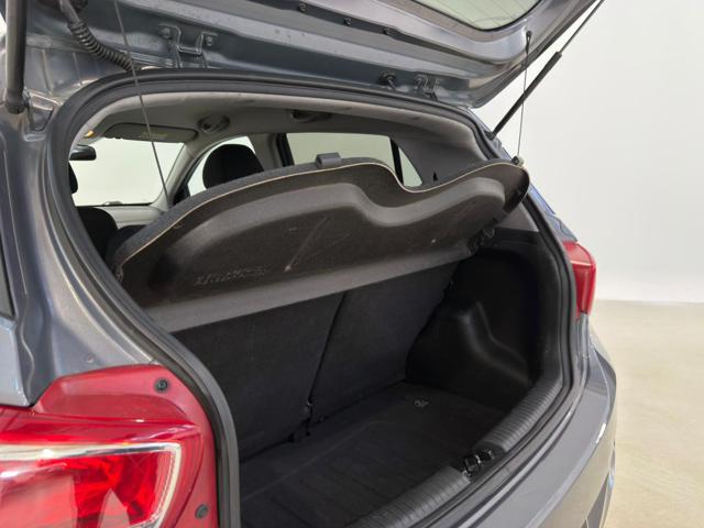 HYUNDAI i10 usata, con ESP