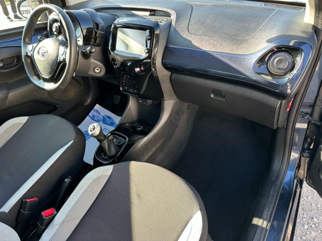 TOYOTA Aygo usata, con Chiusura centralizzata