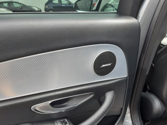 MERCEDES-BENZ E 220 usata, con Leve al volante