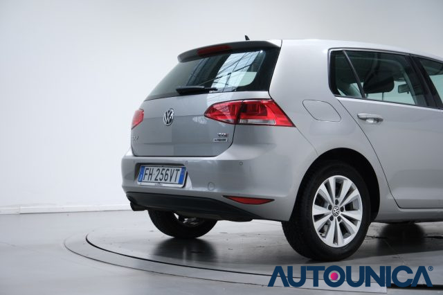 VOLKSWAGEN Golf usata, con ESP
