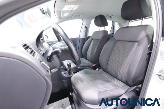 VOLKSWAGEN Polo usata, con Autoradio